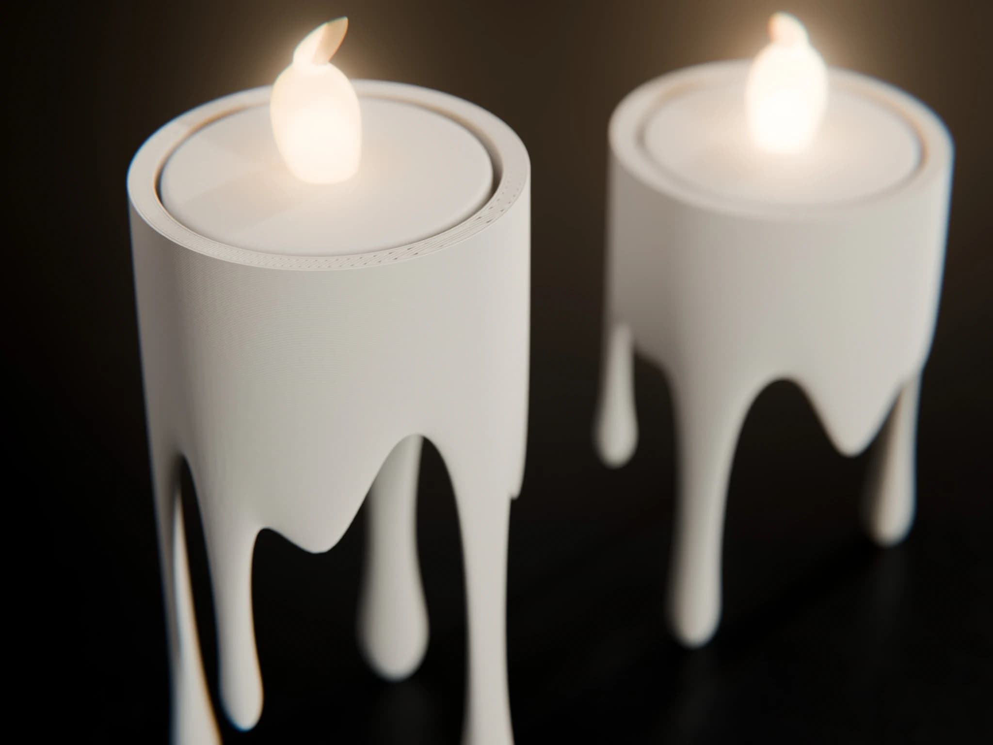 Dripping floating candle with LED tea lights